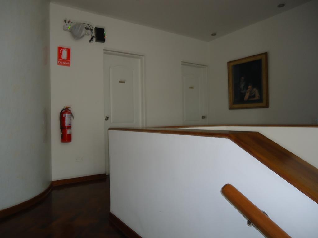 Bed & Breakfast - La Casa De Ceci Лима Стая снимка