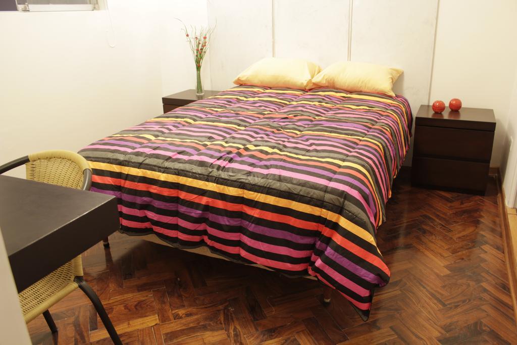 Bed & Breakfast - La Casa De Ceci Лима Екстериор снимка